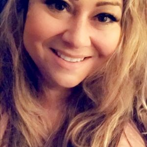 Meet your Posher, Jenifer